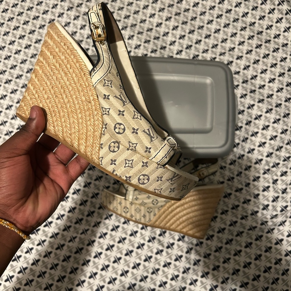 Vintage Louis Vuitton wedges (100% Authentic)
